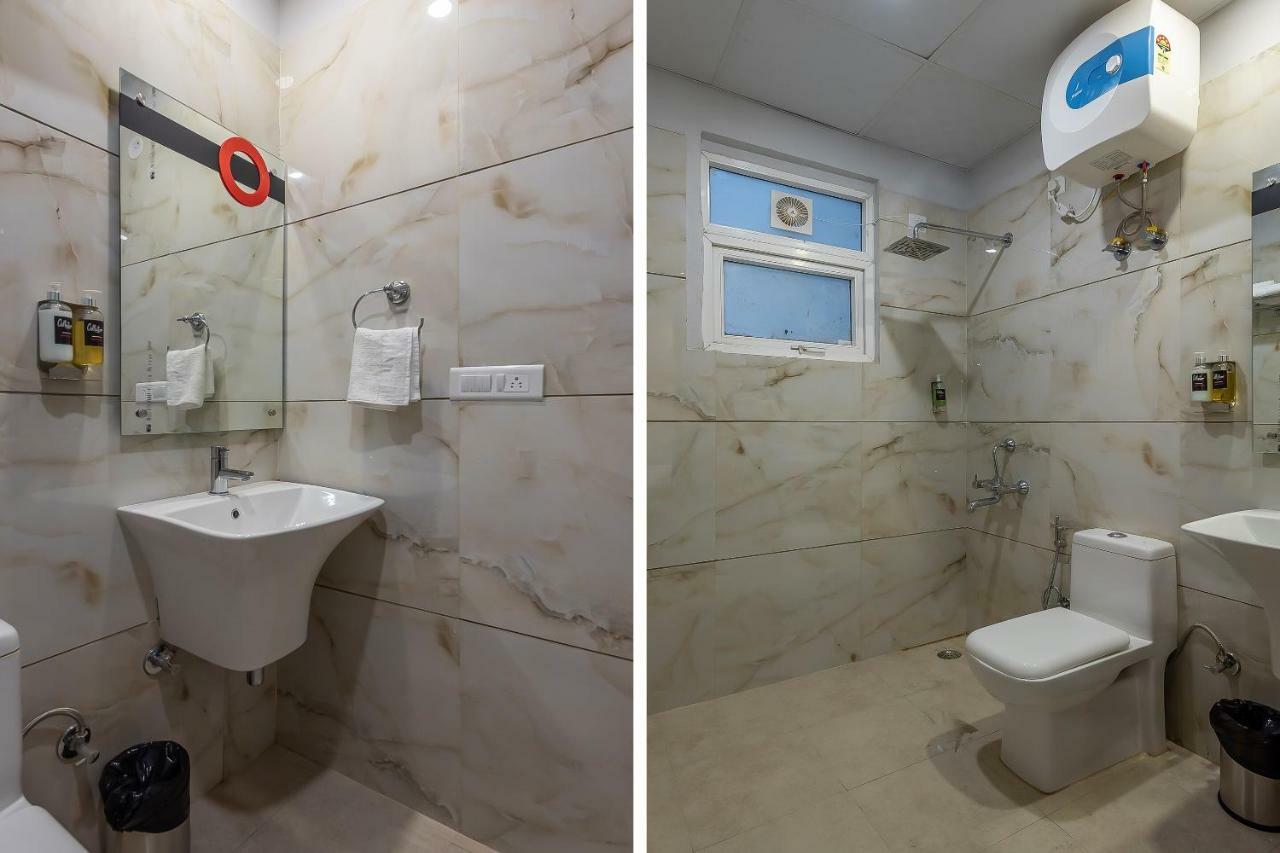 Collection O 162 Vardhman International Hotel Gurgaon Bagian luar foto